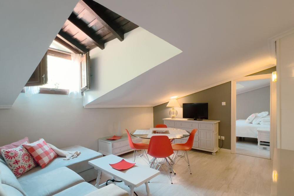 Apartamentos Santa Lucia Cabezón de la Sal Extérieur photo