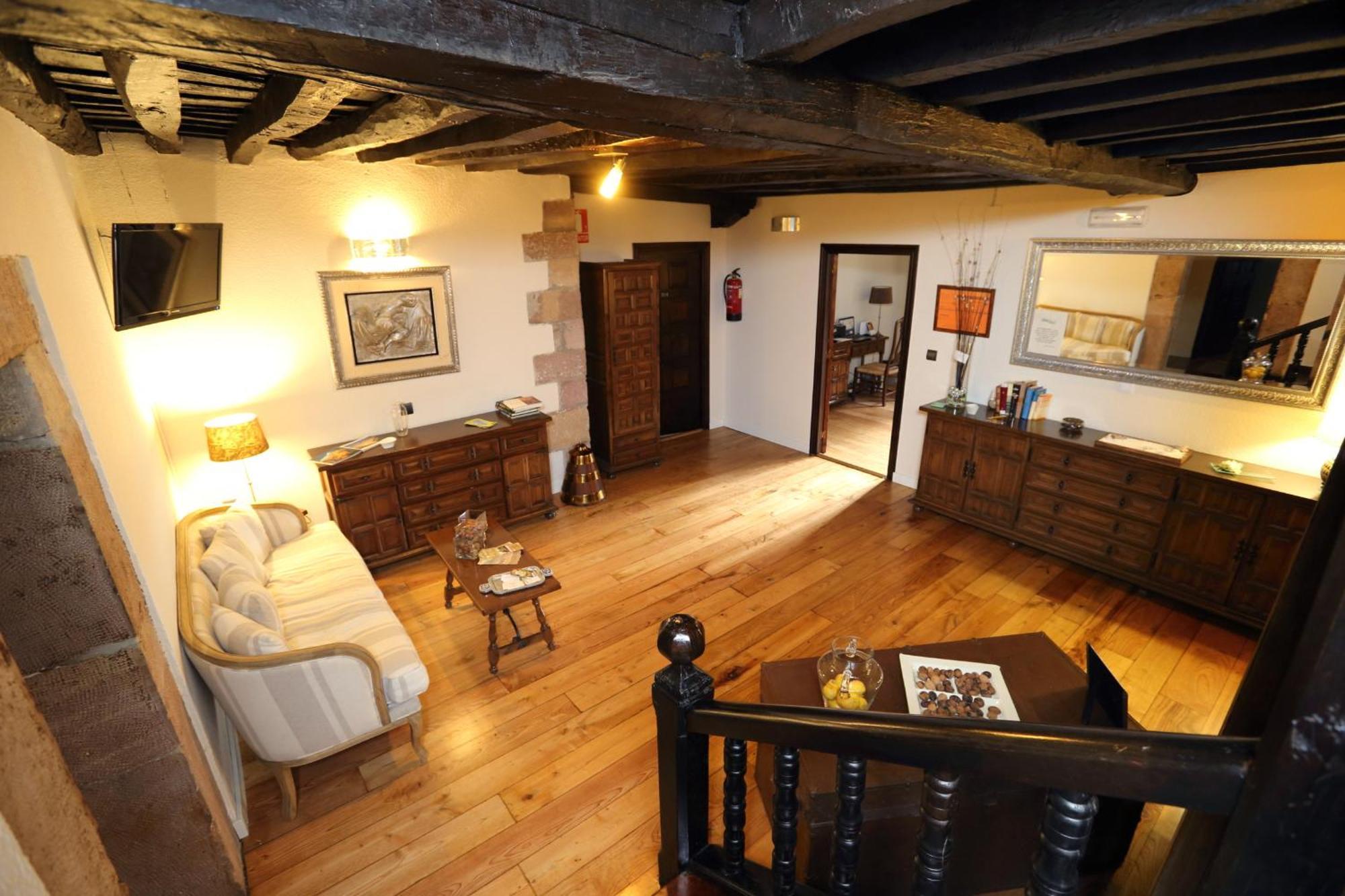Apartamentos Santa Lucia Cabezón de la Sal Extérieur photo